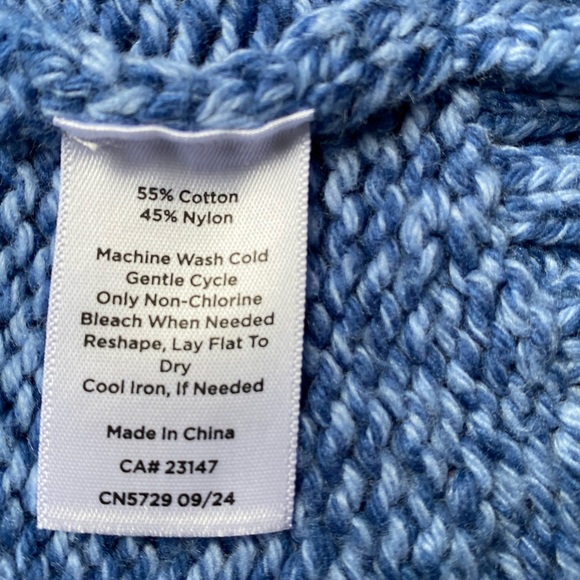 Talbots Women’s Blue Knit Vest Size S - Picture 5 of 7